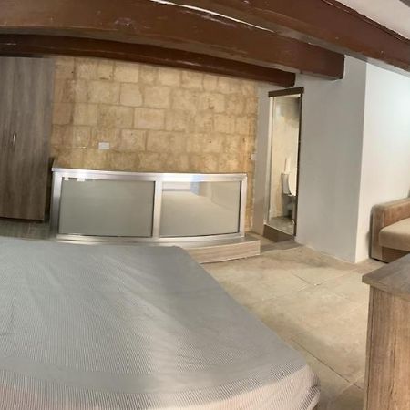 Traditional Townhouse In The Hearth Of Valletta Villa Exteriör bild