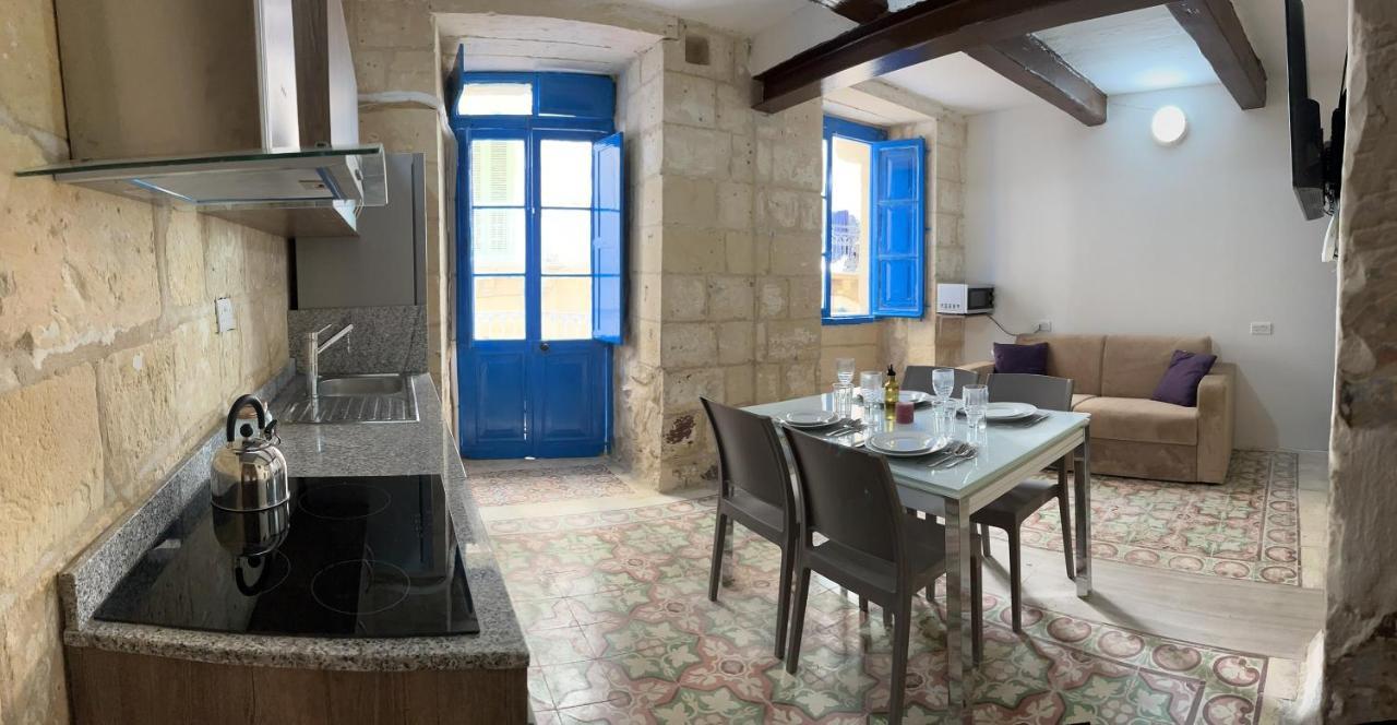 Traditional Townhouse In The Hearth Of Valletta Villa Exteriör bild